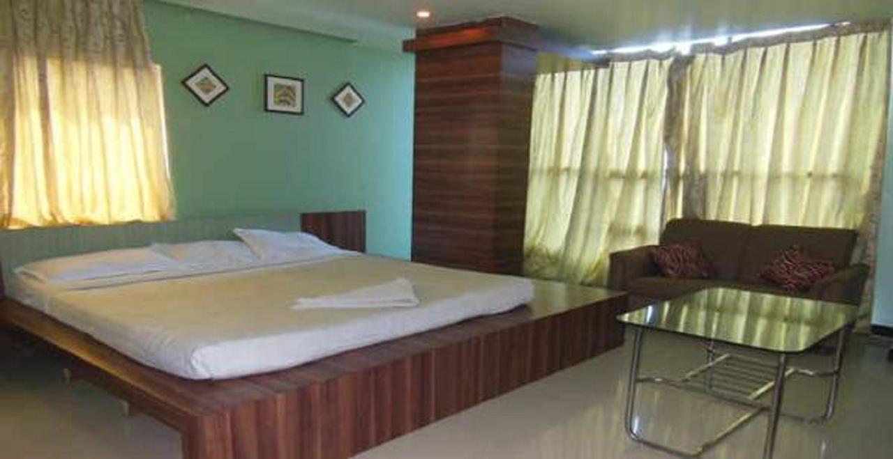 Hotel Bhubaneswari Classic Brahmapur Exterior photo
