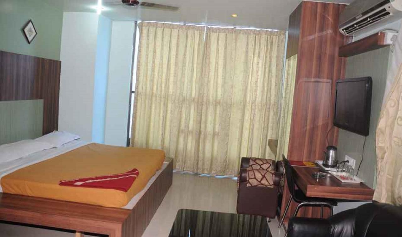 Hotel Bhubaneswari Classic Brahmapur Exterior photo
