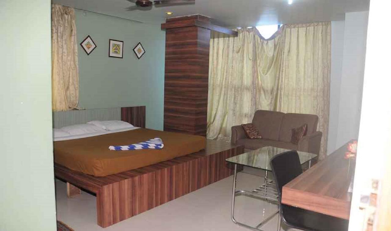 Hotel Bhubaneswari Classic Brahmapur Exterior photo